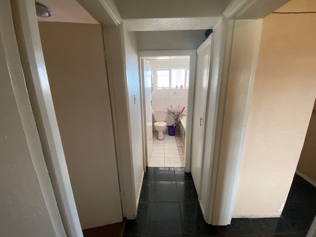 2 Bedroom Property for Sale in Mowbray Western Cape